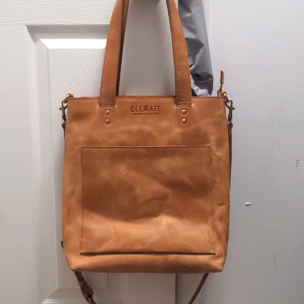 Elevate Bucket Bag Tote - Color Camel